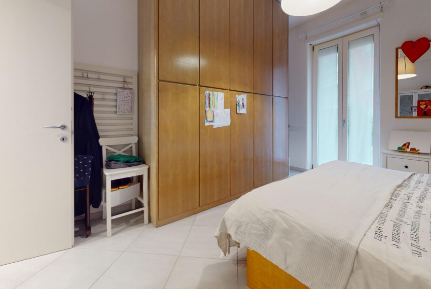Via-Averardo-Buschi-Bedroom 1