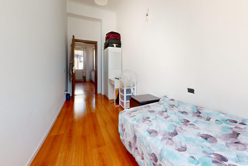 Via-Ernesto-Teodoro-Moneta-Bedroom 1
