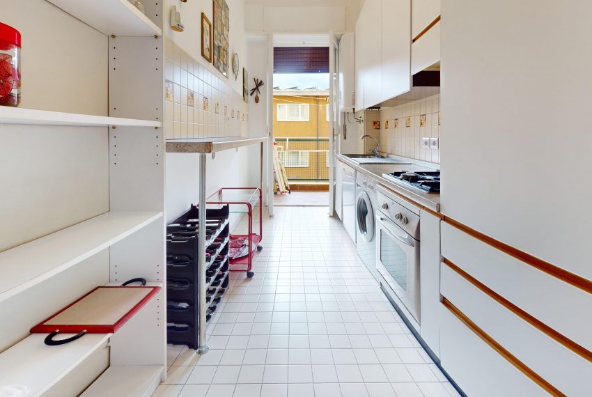 Via-Lomellina-Kitchen