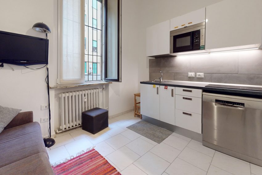 Via-Morazzone-Kitchen 1