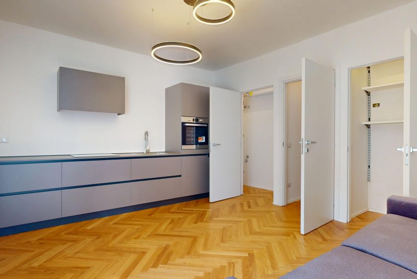 Viale-Certosa-07212025_094640