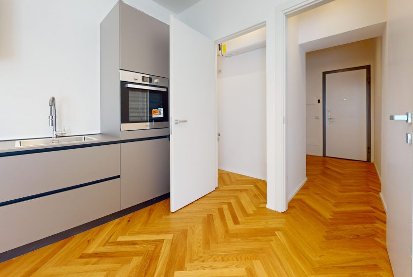 Viale-Certosa-Bedroom 1