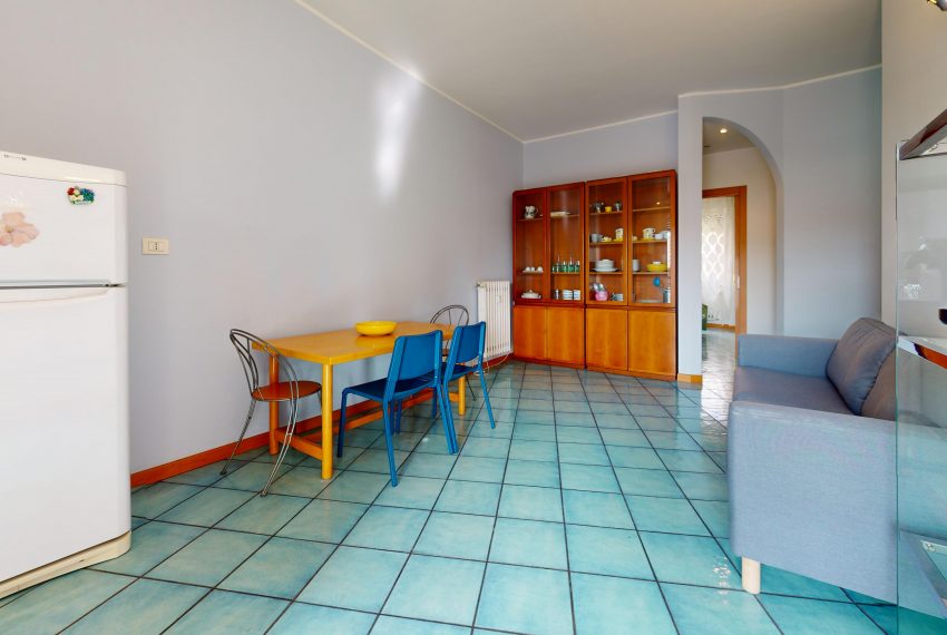Via-Bonaventura-Zumbini-Dining-Room