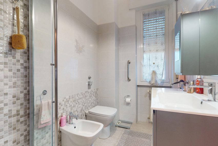 Via-Baldo-degli-Ubaldi-10282025_095357