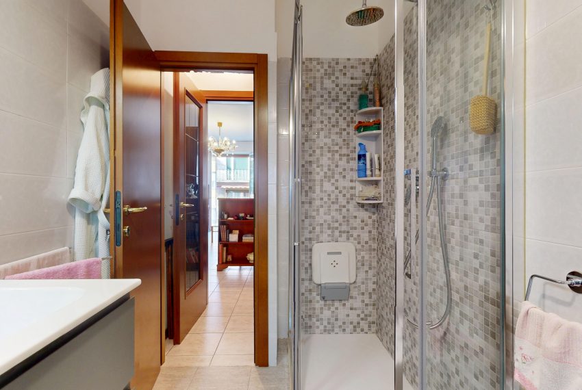 Via-Baldo-degli-Ubaldi-10282025_095417