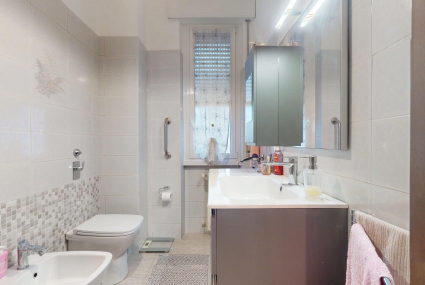 Via-Baldo-degli-Ubaldi-10282025_095439